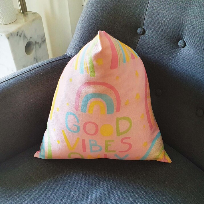 ALMOHADON FIACOSO - SUPER COMODO!!! - ARCO IRIS